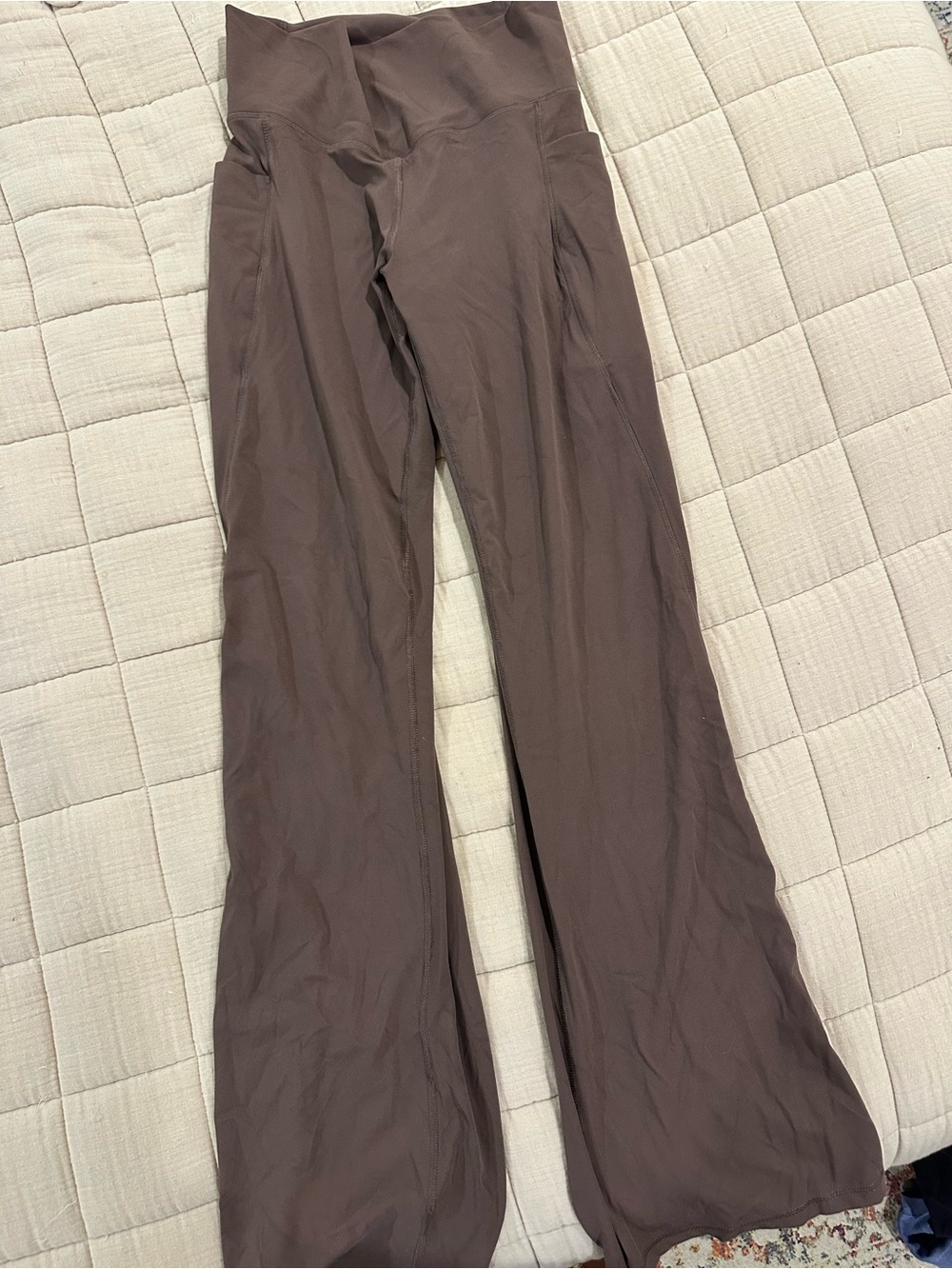High-Waist Flared Women's Yoga Pants in Dark Brown